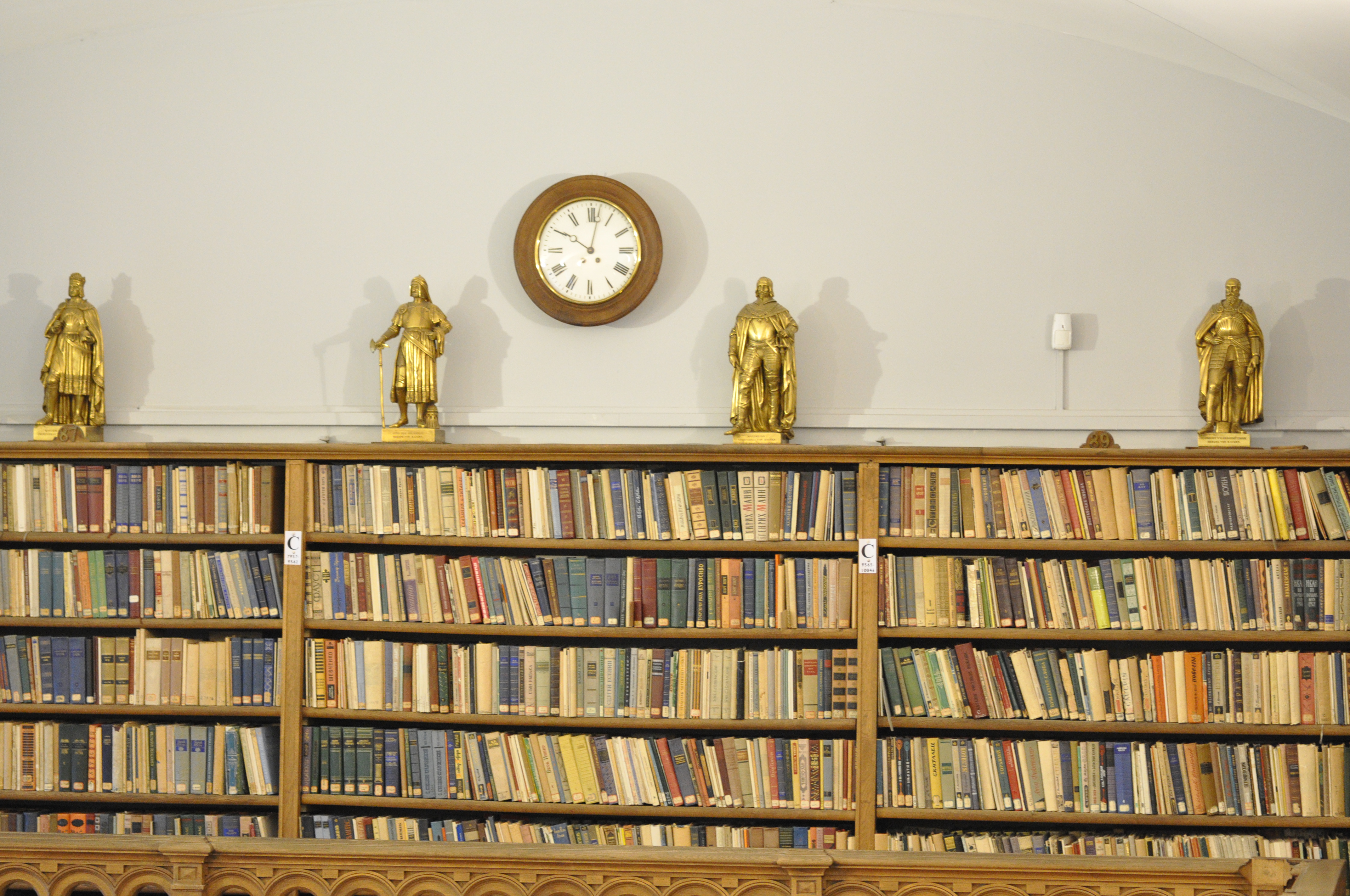 Библиотека академии наук санкт петербург фото